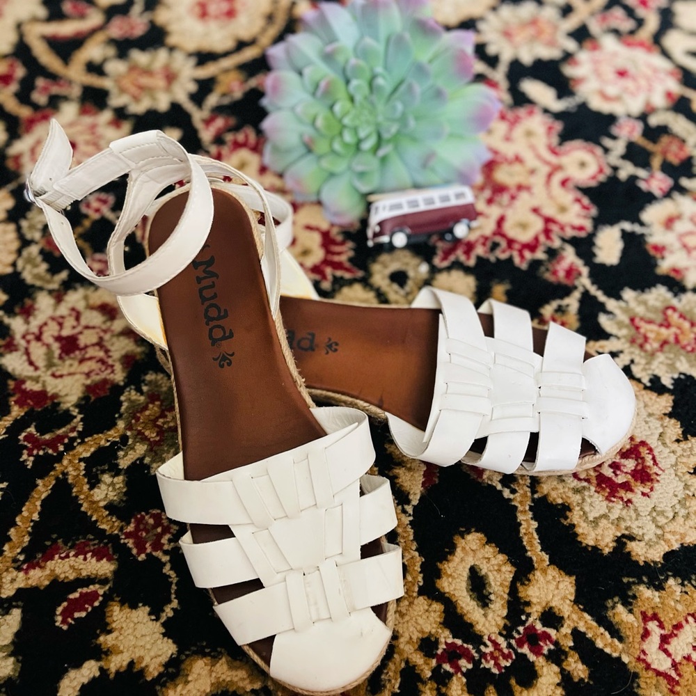 Mudd Sandals